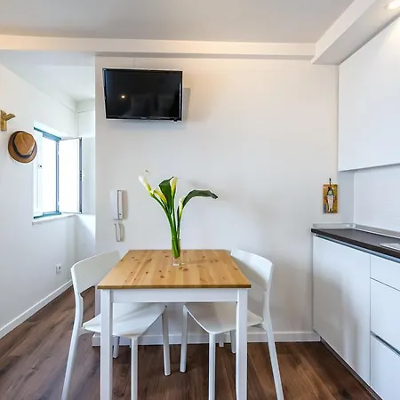 Apartment Gale Terceiro